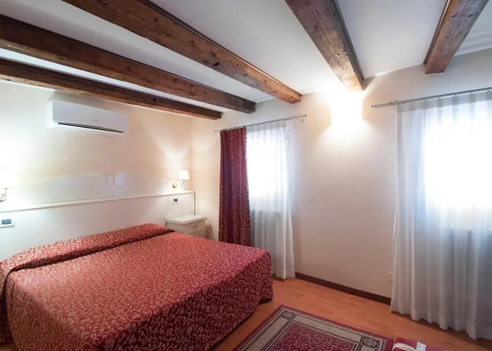 Pensjonat Vicino Piazzale Roma E Stazione Wenecja