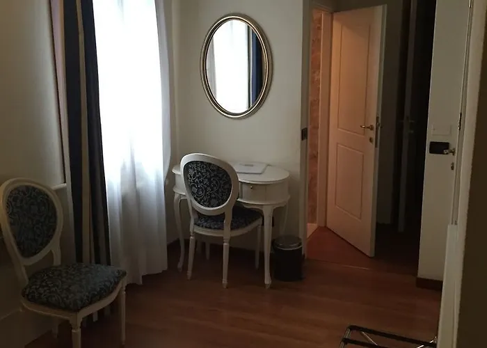 Pensjonat Vicino Piazzale Roma E Stazione 3*